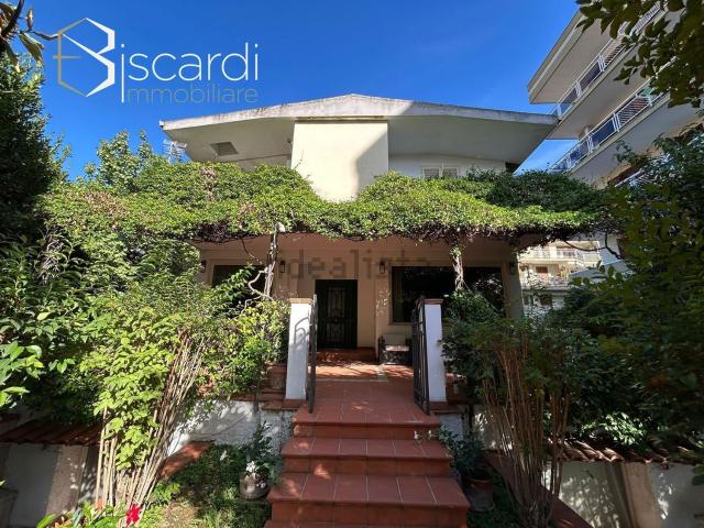 Casa in vendita a Casolla, Caserta