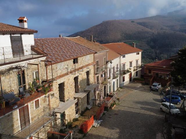 Casa in vendita a Perdifumo, Campania