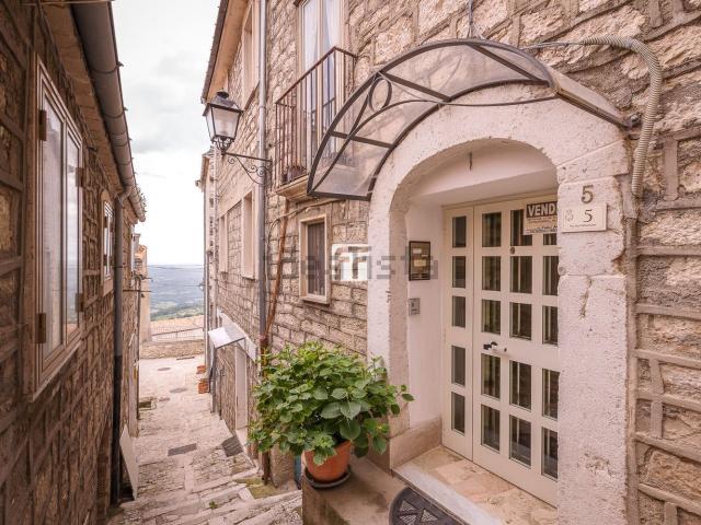 Casa in vendita a Ferrazzano, Molise