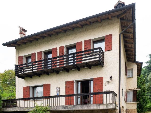 Casa in vendita a Centro, Montebelluna