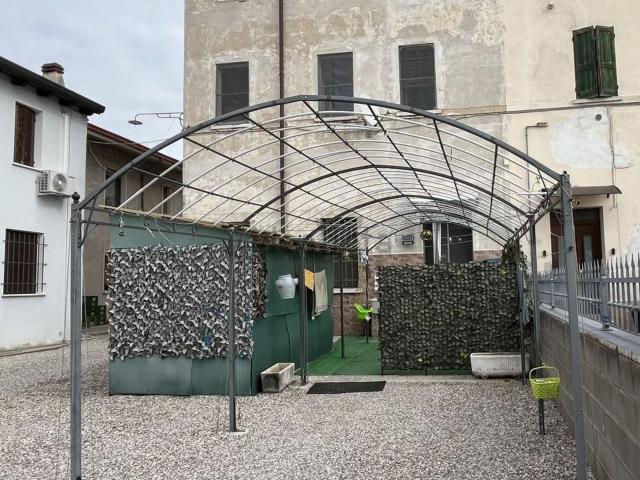 Casa in vendita a Castel d'Ario, Mantova