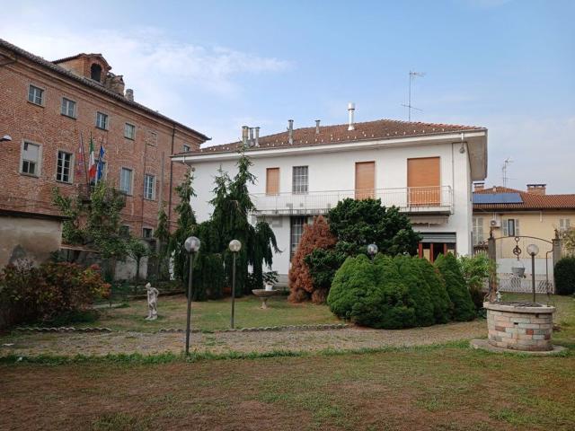 Casa in vendita a Garibaldi, Brusasco