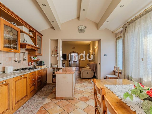 Casa in vendita a Pozzarello, Montevettolini