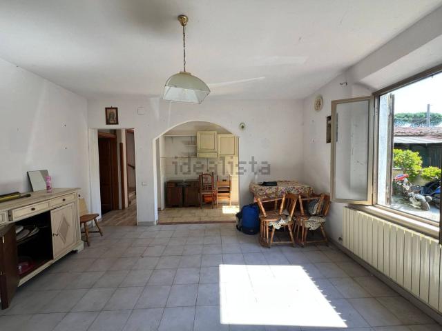 Casa in vendita a Navacchio, Cascina