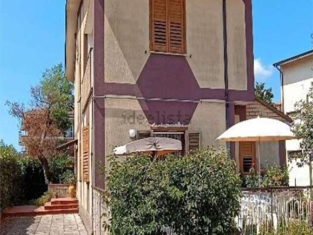 Casa in vendita a Montefalcione, Campania