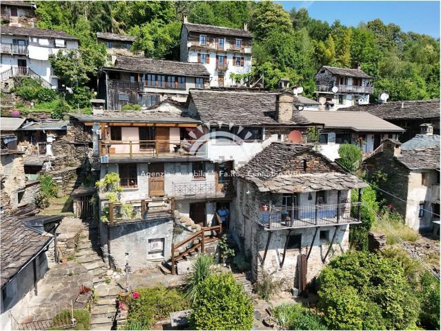 Casa in vendita a Valle Cannobina, Piemonte