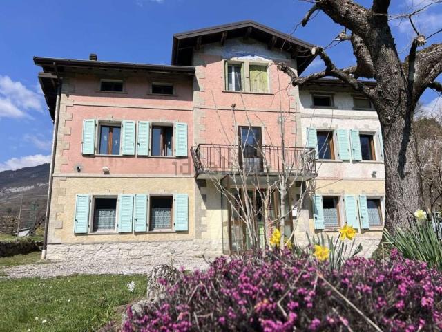 Casa in vendita a Sospirolo, Veneto