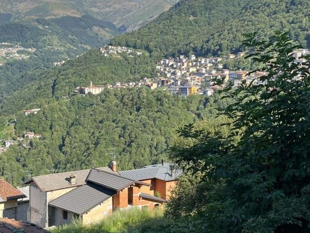 Casa in vendita a Bertogno, Cusino