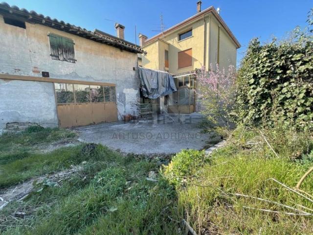Casa in vendita a Rossano Veneto, Veneto