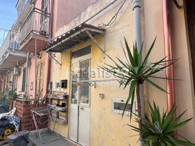 Casa in vendita a Sperone, Messina