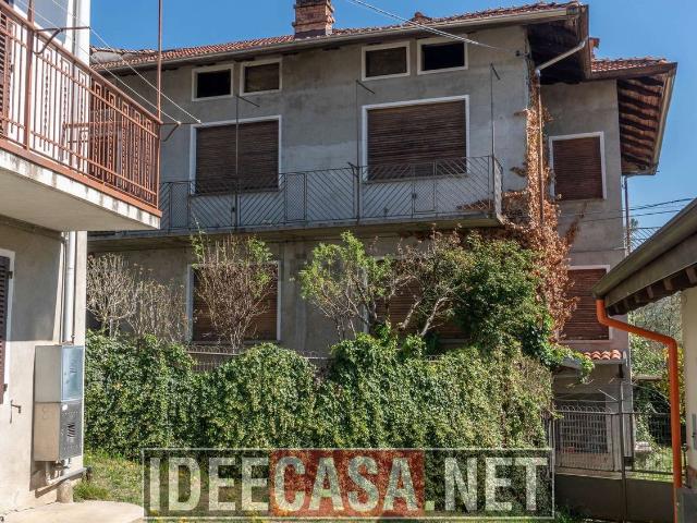 Casa in vendita a Valdilana, Piemonte