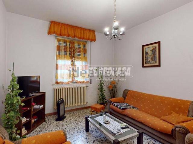 Casa in vendita a Marche, Macerata