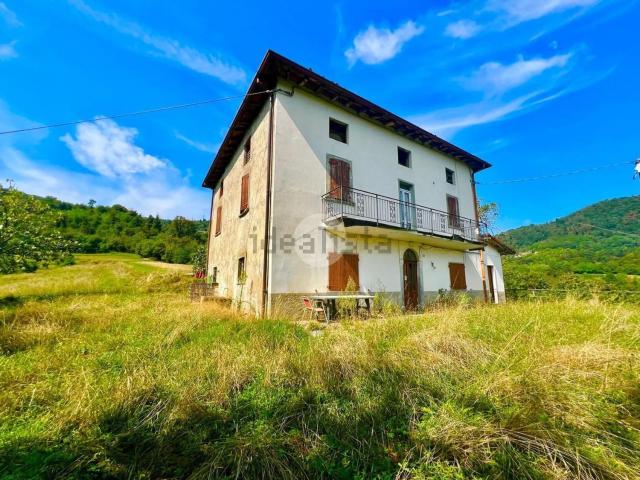 Casa in vendita a Celatica Tolari, Gandosso