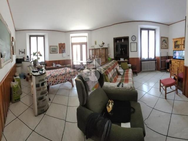 Casa in vendita a Blessagno, Lombardia