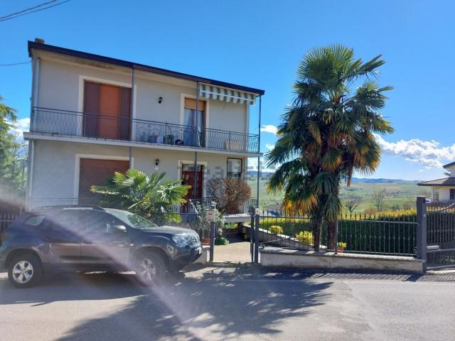 Casa in vendita a Montù Beccaria, Lombardia