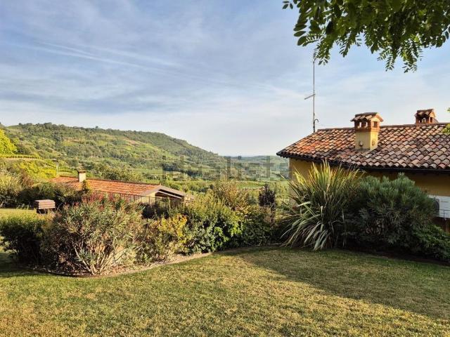 Casa in vendita a Castelcerino, Soave