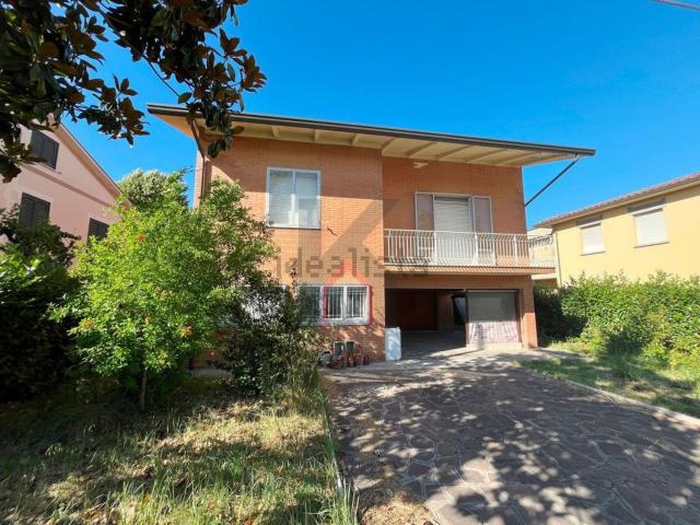Casa in vendita a Unione di Comuni della Romagna Forlivese, Quattro