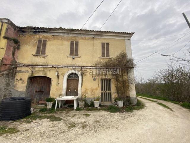 Casa in vendita a Francavilla Al Mare, Abruzzo