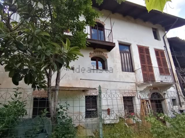Casa in vendita a Valdilana, Piemonte