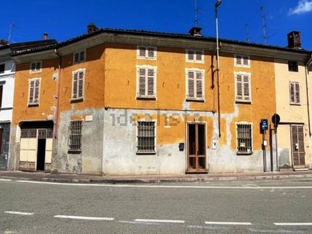 Casa in vendita a Breme, Lombardia