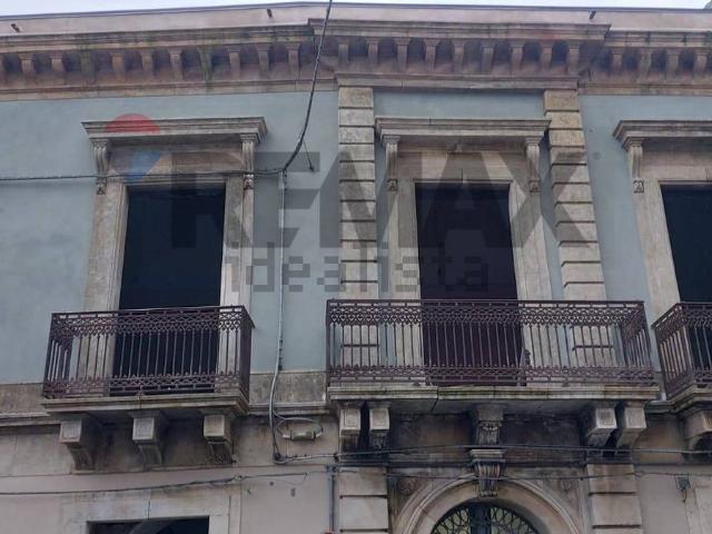 Casa in vendita a Linguaglossa, Sicilia
