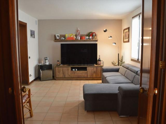 Casa in vendita a Bassano Del Grappa, Veneto