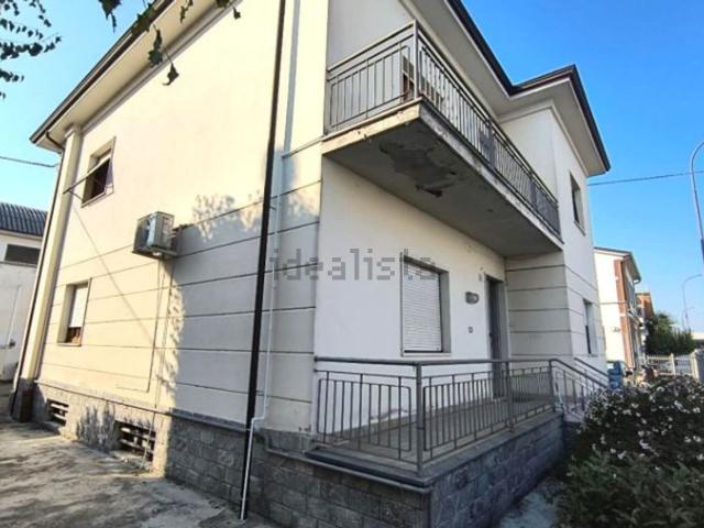 Casa in vendita a San Antonio a Trebbia, Piacenza