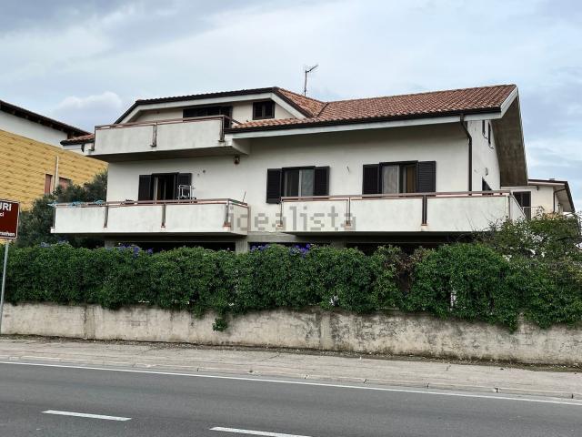 Casa in vendita a Merola, Minturno