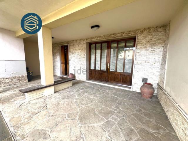 Casa in vendita a Prataccio, Campi Bisenzio