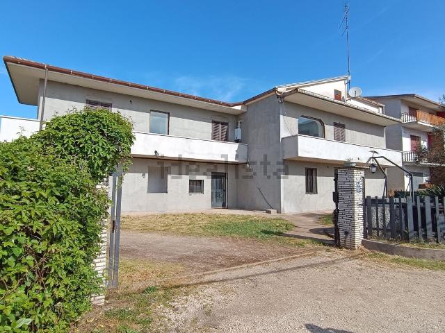 Casa in vendita a Ceccano, Lazio