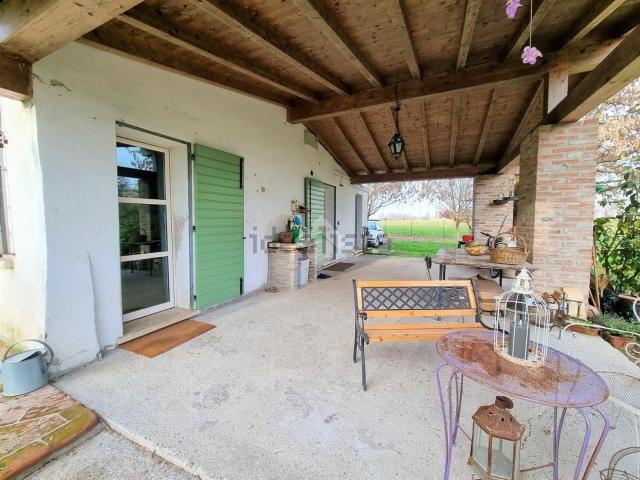 Casa in vendita a Borgo Virgilio, Cerese