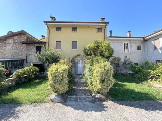 Casa in vendita a Mezzane di Calvisano, Calvisano