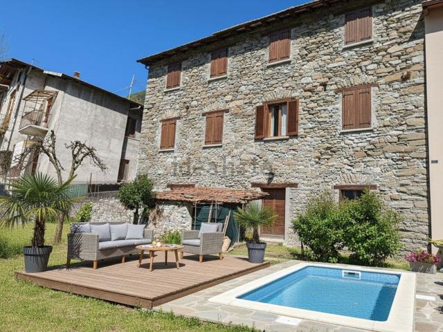 Casa in vendita a Tremezzina, Lombardia