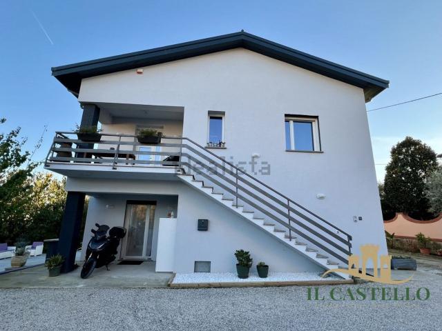 Casa in vendita a Poggetto, Gioiella