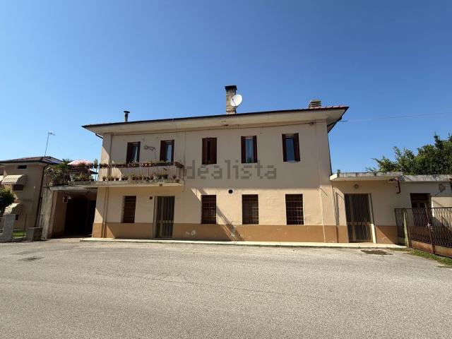 Casa in vendita a Pordenone, Friuli-Venezia Giulia