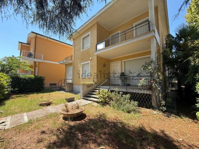 Casa in vendita a Morciano Di Romagna, Reggio Emilia