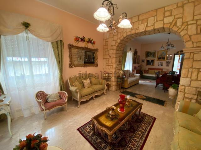 Casa in vendita a Badia, Canicattì E Borgalino