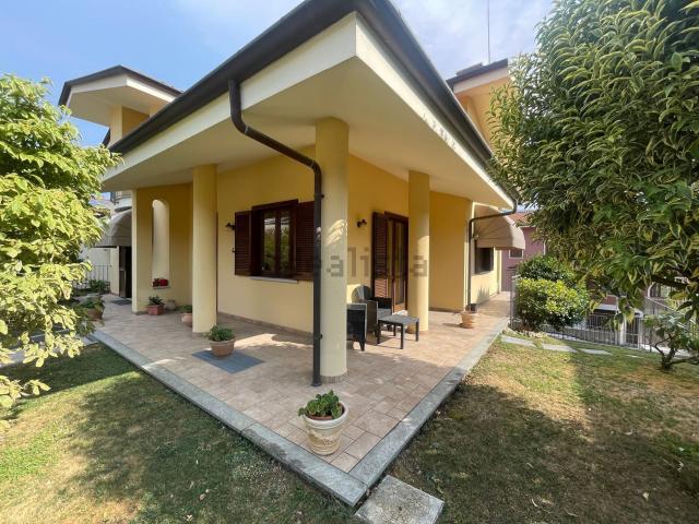Casa in vendita a Barge, Cuneo