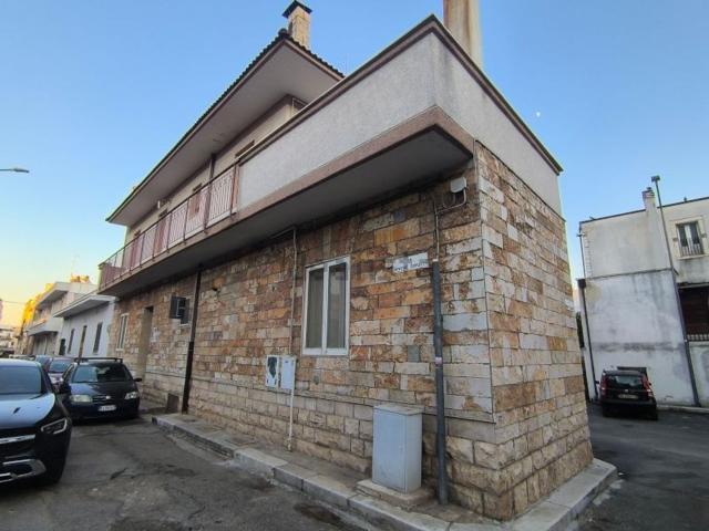 Casa in vendita a Puglia, Bari
