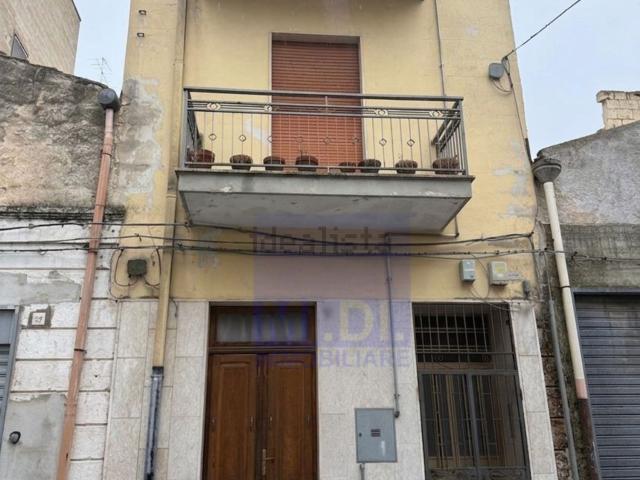 Casa in vendita a Altamura, Bari