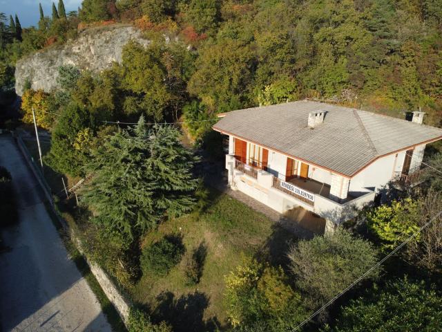 Casa in vendita a Coi, Torri Del Benaco