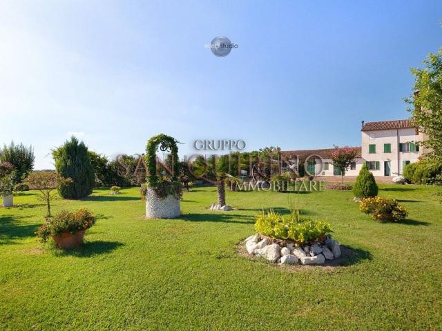 Casa in vendita a Bassa Reggiana, Re