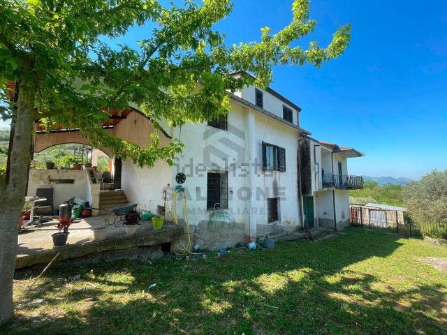 Casa in vendita a Melizzano, Campania