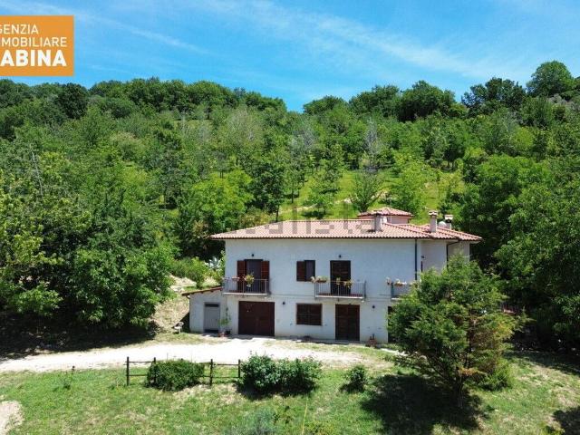 Casa in vendita a Montopoli Di Sabina, Lazio