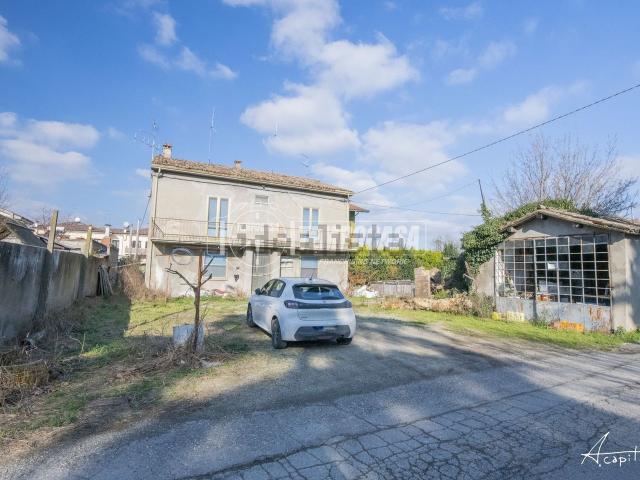 Casa in vendita a Unione dei comuni Valle del Savio, Cesenà