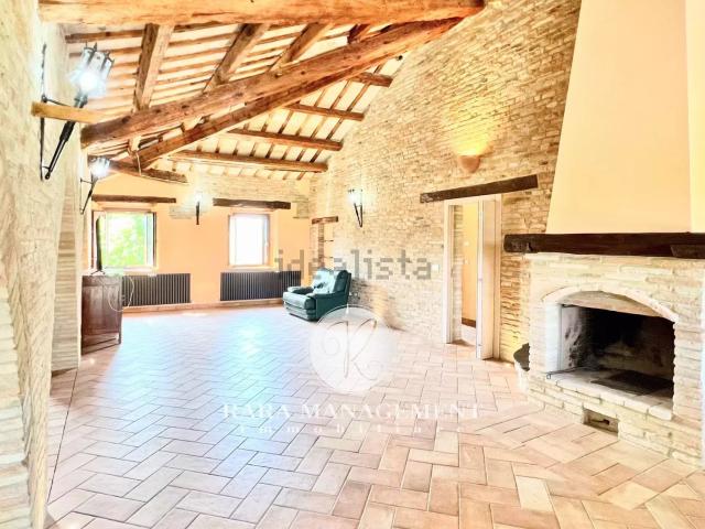 Casa in vendita a Alberici, Montemarciano