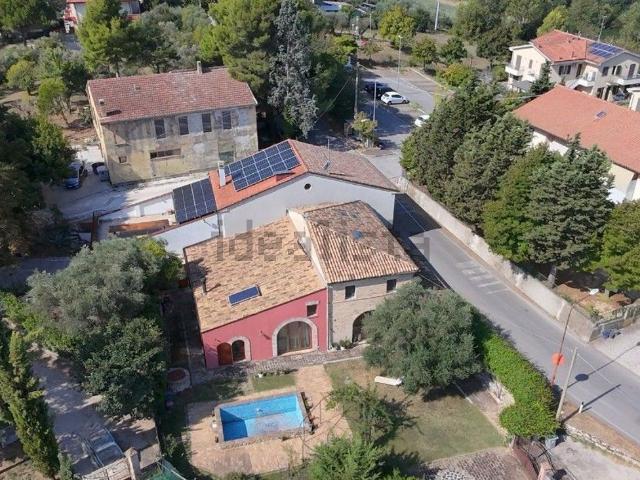 Casa in vendita a Santo Stefano, Marche