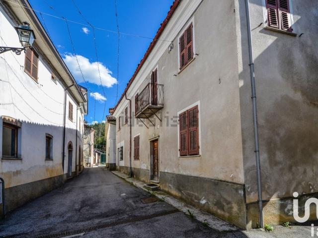 Casa in vendita a Massimino, Liguria