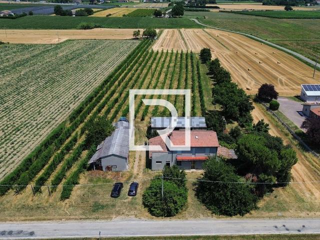 Casa in vendita a Unione di Comuni della Romagna Forlivese, Quattro