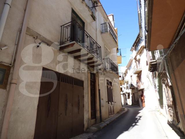 Casa in vendita a Ciminna, Sicilia